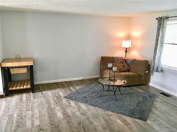 5th image of 834 Fairmont Ave