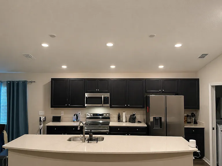 615 Bentley North Dr — Photo 4