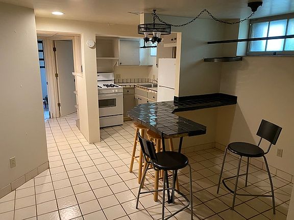 4th image of 3427 Harriet Ave #1