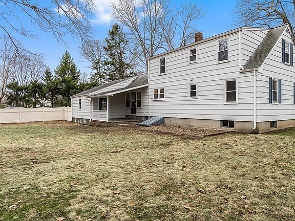 2nd image of 79 Brimbal Ave