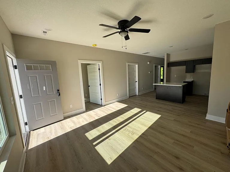 5501 N Bressler Dr #5507 — Photo 3