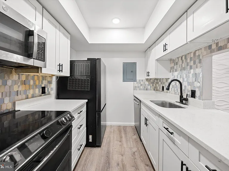 18304 Streamside Dr #203 — Photo 4