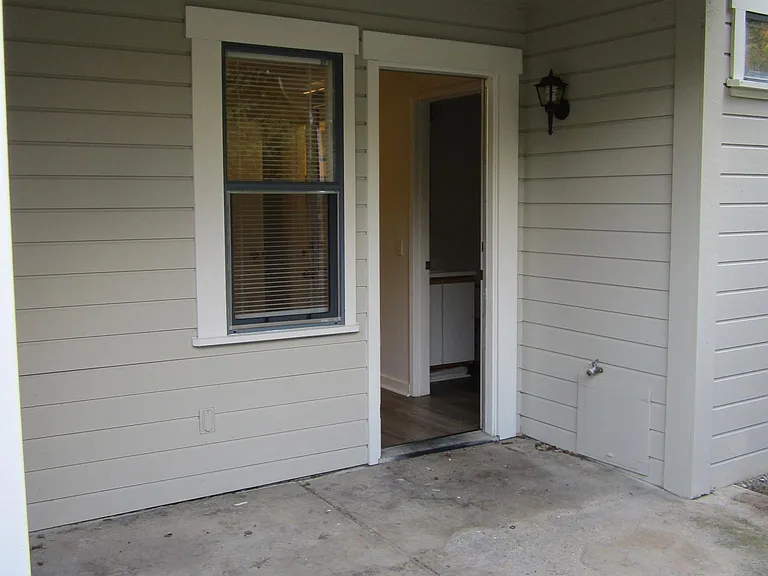 222 W Micheltorena St #8 — Photo 10