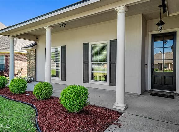 2nd image of 4103 Courtland Way