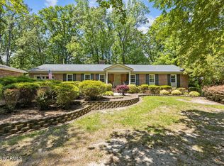1902 Fairview Way, Greenville, NC 27858