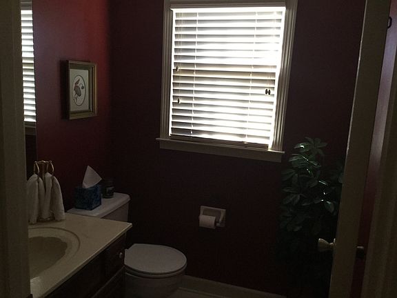 1/2 bath