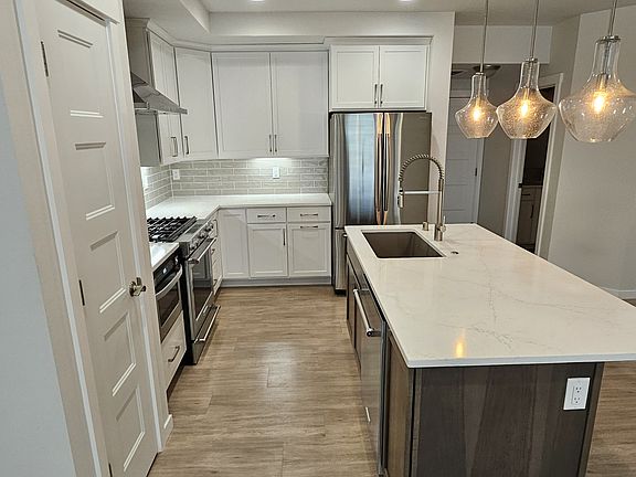 5th image of 20848 E Indiana Ave