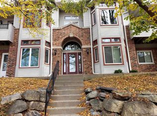 2217 Luann Ln APT 4, Madison, WI 53713