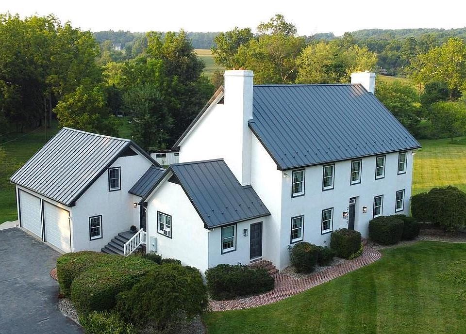 1st image of 2039 School Rd