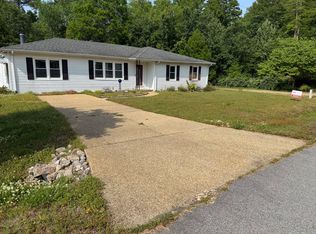 1674 Faulk Rd, Suffolk, VA 23434