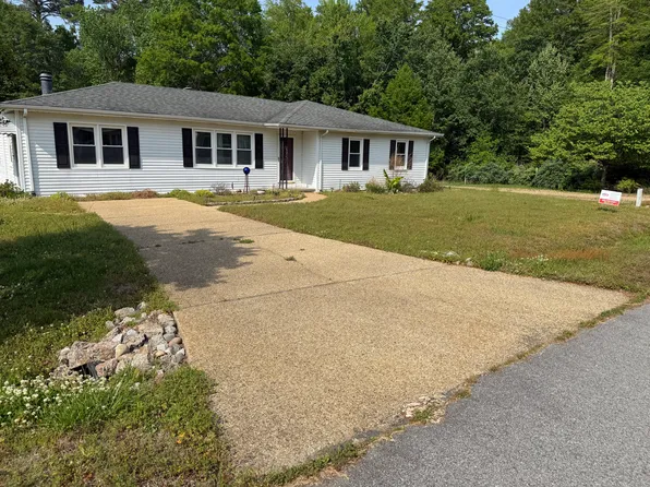 1674 Faulk Rd, Suffolk, VA 23434