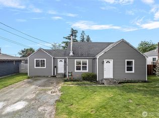 119 N McKinley St, Burlington, WA