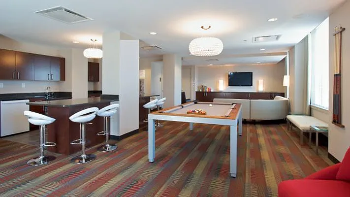 Rented by LCOR (Property Manager) | media 25