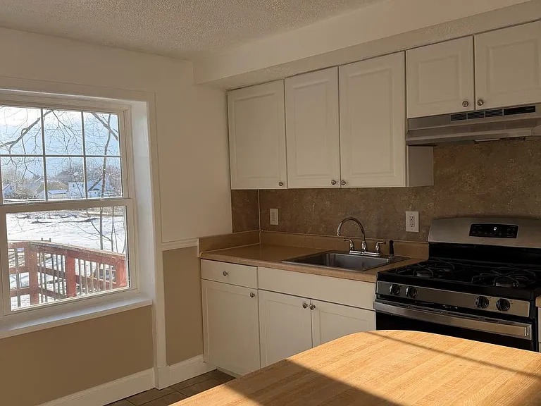 973 S Olden Ave #2 — Photo 2