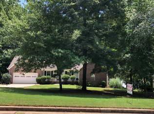 64 Contour Dr, Stockbridge, GA 30281