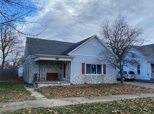 904 S 17th St, Mattoon, IL