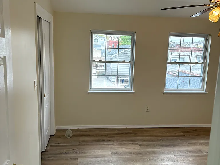 44 Olympia Blvd #R — Photo 9