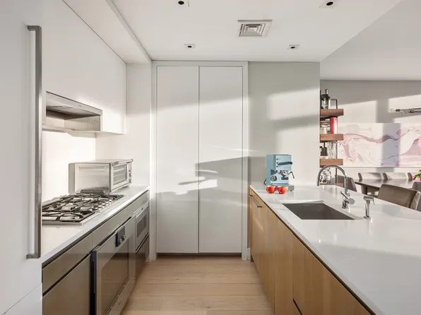 251 1st Street image 6 of 19