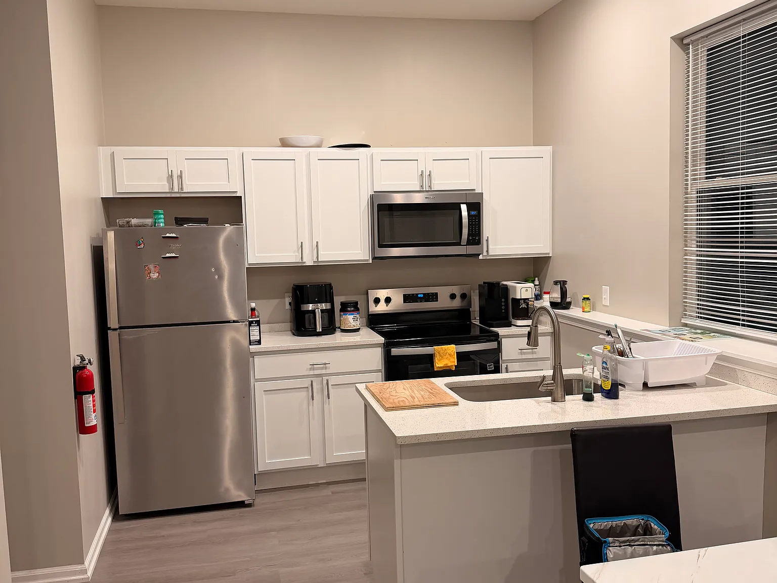 2 bed, $1,300 — Photo 4