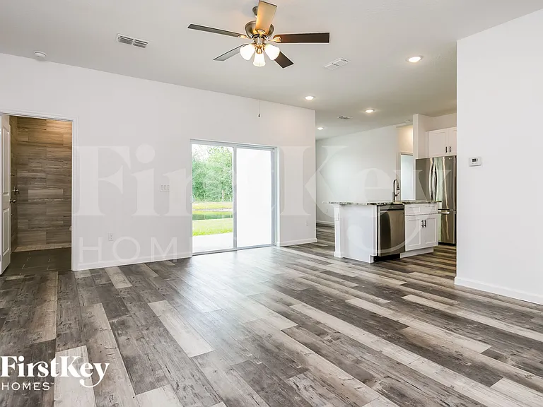 925 Albertville Ct — Photo 4
