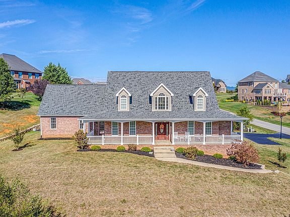 2nd image of 19 Ohara Dr