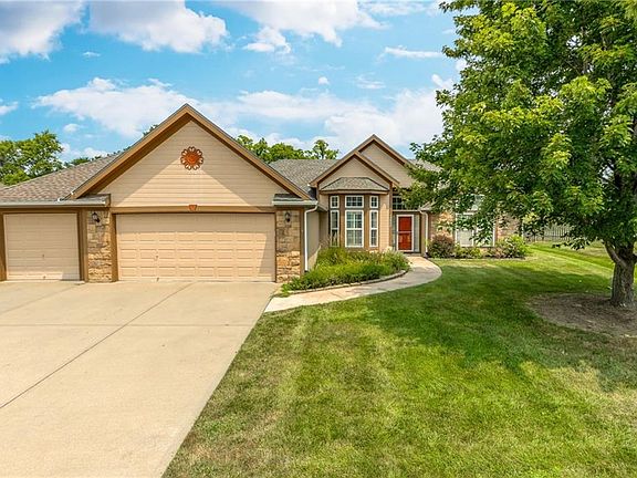 2nd image of 13955 Cole Crossing Ct