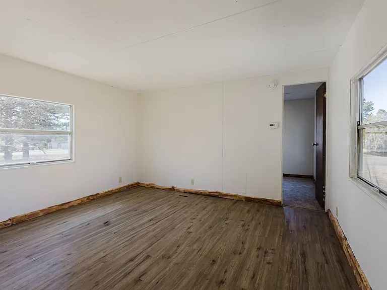 118 Homestead Dr — Photo 2