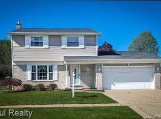 39190 Jamison St, Livonia, MI