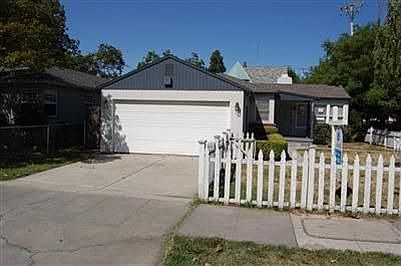 1st image of 2929 N California St