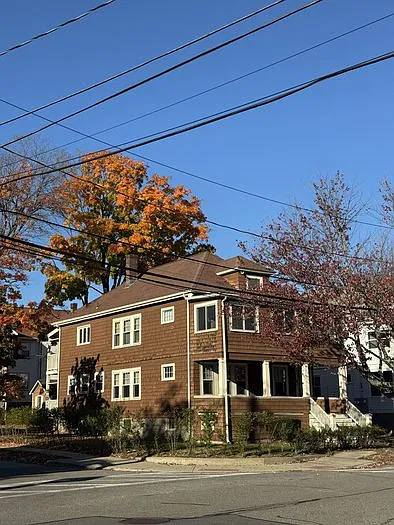 2 bed, 1.0 bath, 1200 sqft, $3,300 — Photo 1
