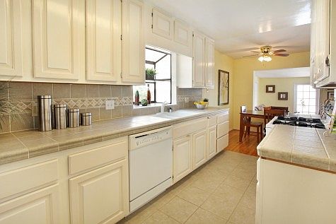2nd image of 3755 W 175th St