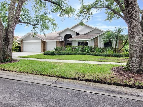 3rd image of 8744 Tantallon Cir