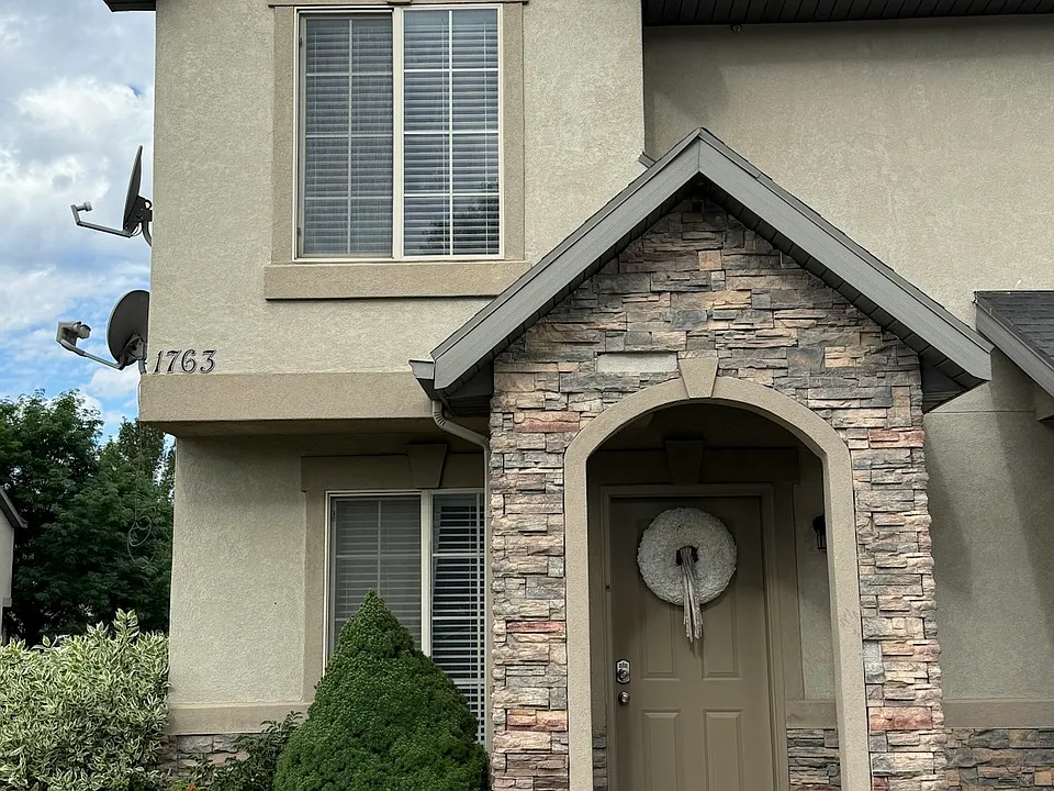 1763 N 425 W #101