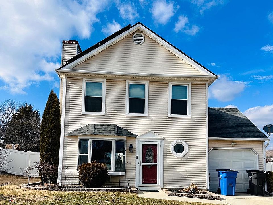 1st image of 204 Stirrup Rd