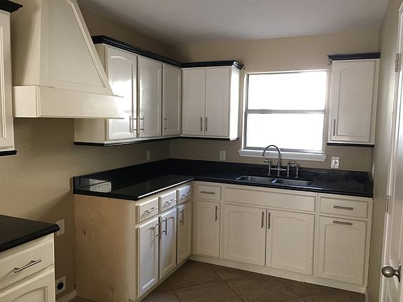 5th image of 3507 Aguanieve Dr
