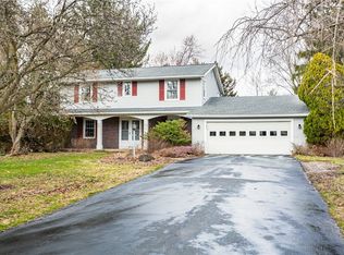 47 Lazy Trl, Penfield, NY 14526