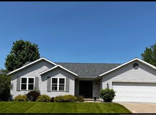 969 Red Tail Rdg, Oregon, WI 53575