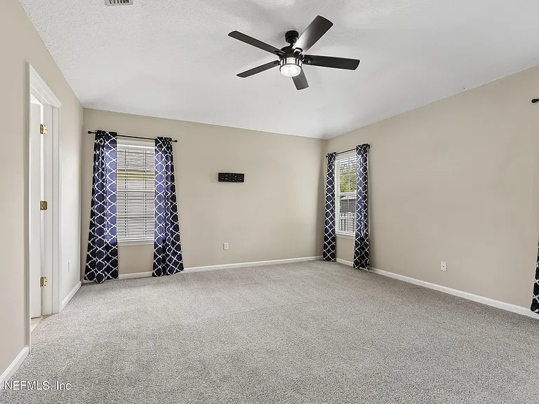 11242 Panther Creek Pkwy — Photo 17