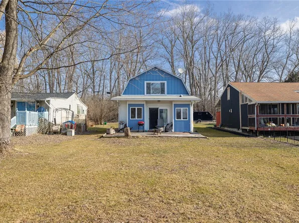58 Blue Pond Mnr, Scottsville, NY 14546