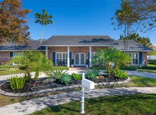 100 SW 101st Ter, Plantation, FL 33324