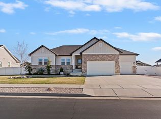 4051 W 550 S, West Pt, UT 84015