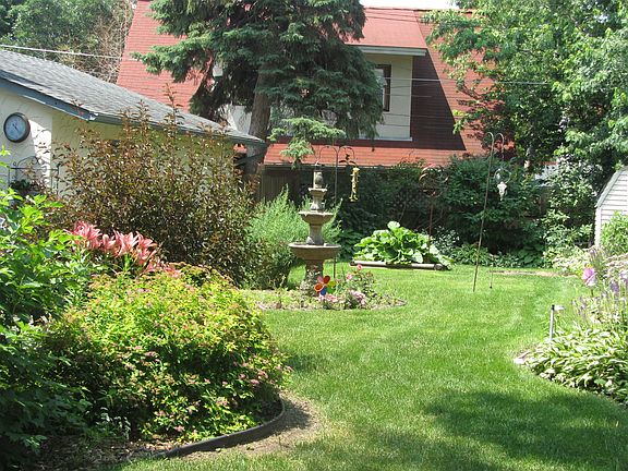 2nd image of 65 Cretin Ave N