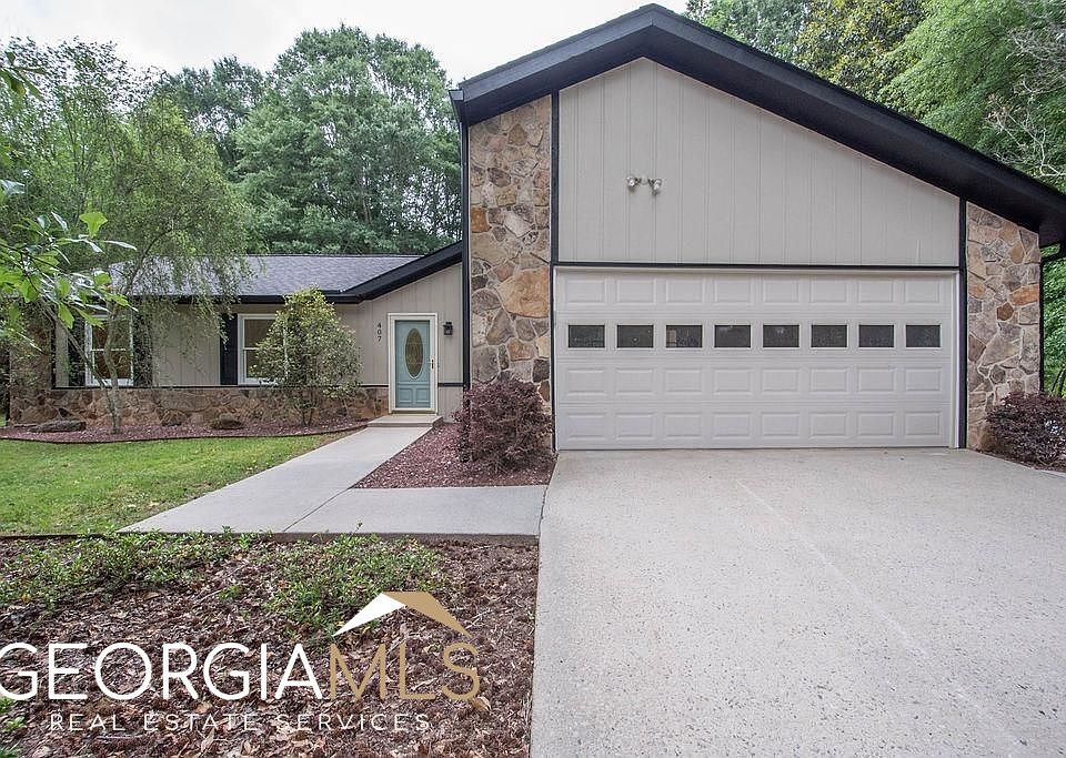 1st image of 407 Double Trace Ln