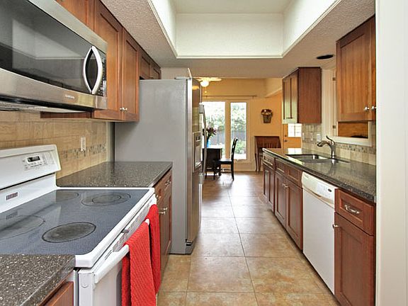 4th image of 11330 Whisper Falls St