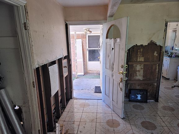 Entry or Foyer