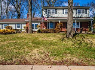 11 Adrian Way, Edison, NJ 08820