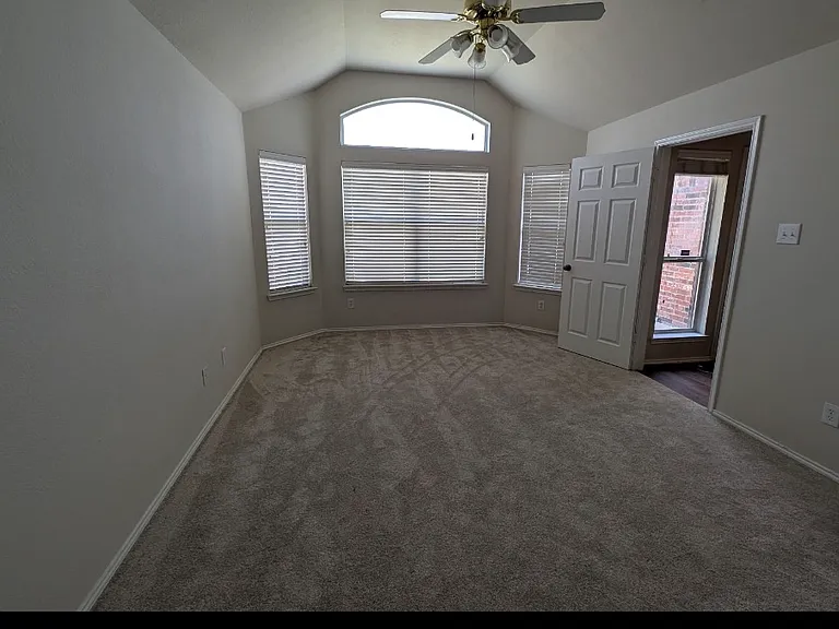 2717 Grand Canyon Ct — Photo 7