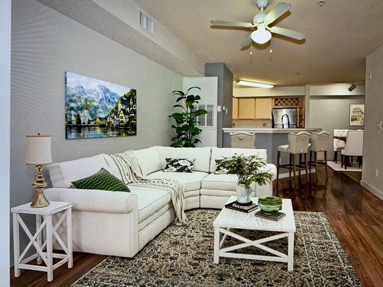 832 Camargo Way #211 — Photo 4