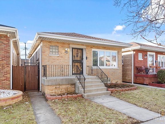 2nd image of 4554 S Harding Ave