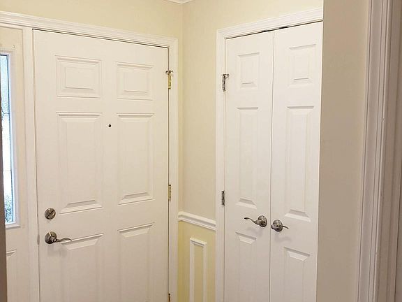 2nd image of 5771 Heritage Hill Dr